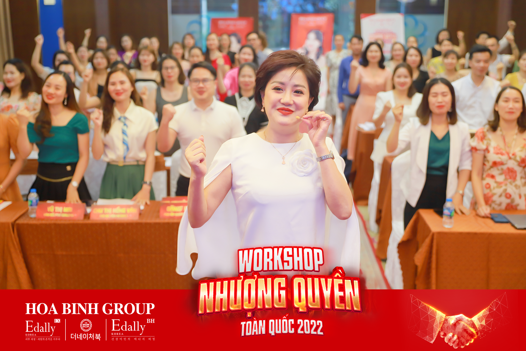 WORKSHOP CỬA HÀNG NHƯỢNG QUYỀN, TRUNG TÂM TINH DẦU THÔNG ĐỎ CỦA HÒA BÌNH GROUP 
